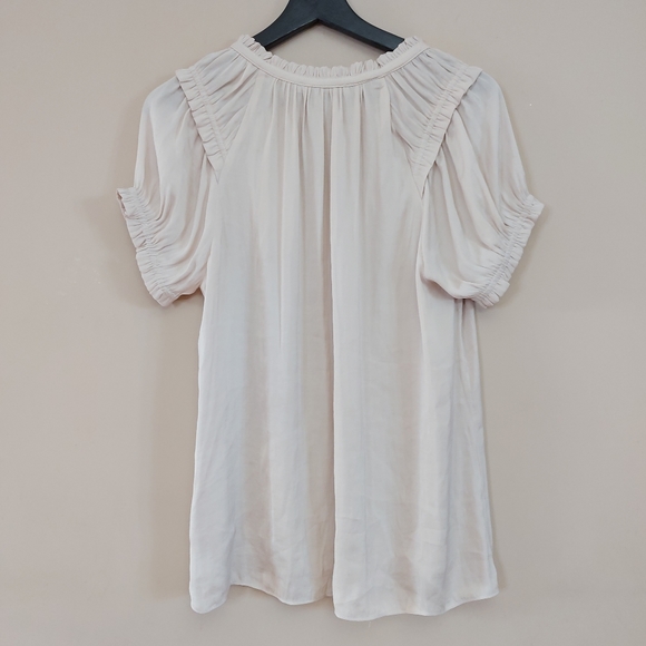 Naked Zebra blouse with tie front closure and ruffle detail on the neck & sleeve - Picture 6 of 6